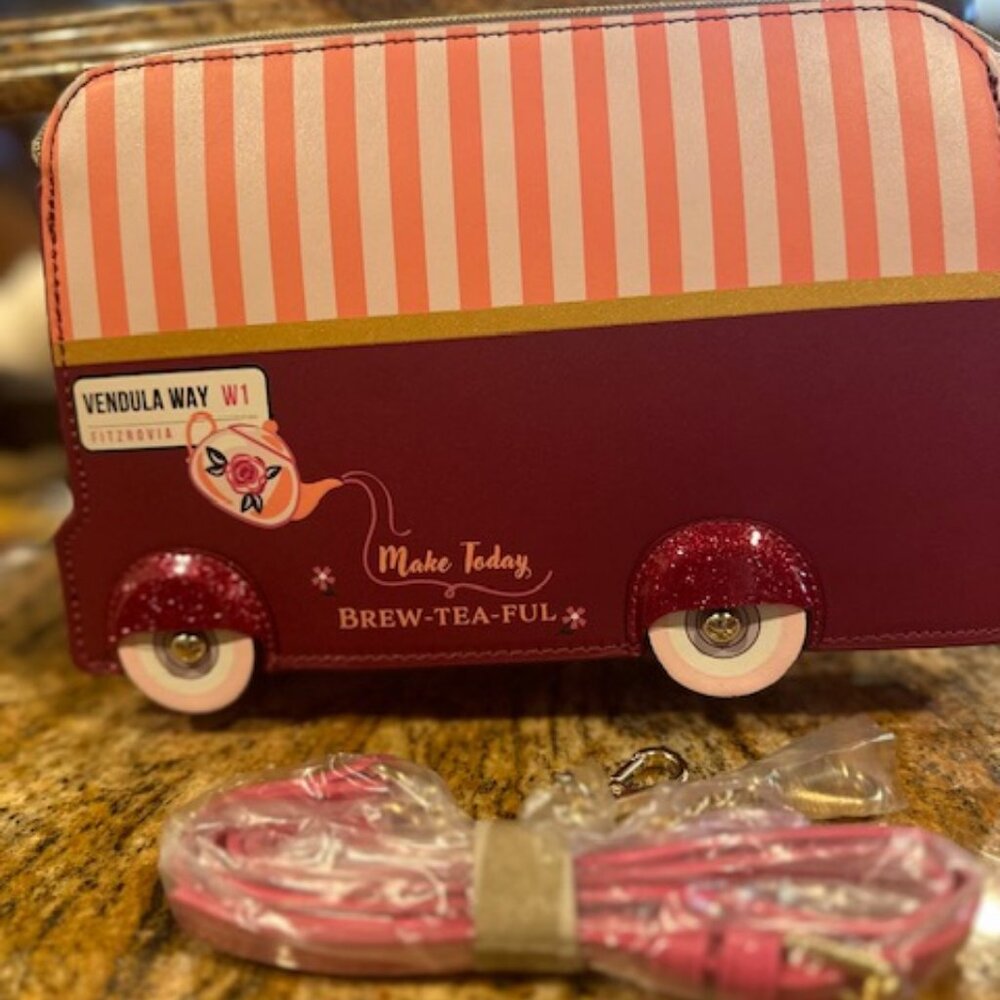 NWT Vendula London Perfectly Pink Afternoon Tea Bus Pouch Bag - Picture 2 of 5